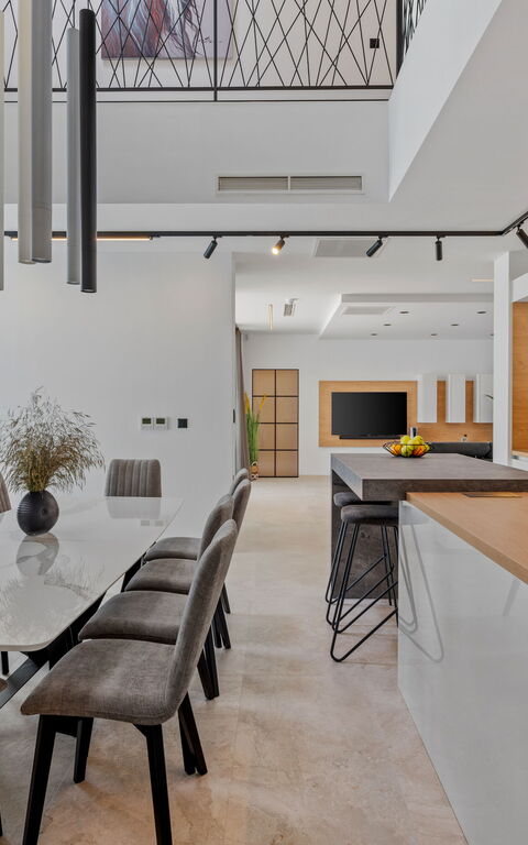 Villa Loma: Cuisine, Salle à manger