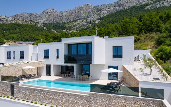 Villa Loma: Balcon / Terrasse / Patio, bassin, Extérieurs, Vues