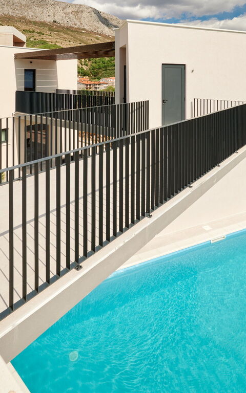 Villa Stella: Balcon / Terrasse / Patio, bassin, Vues