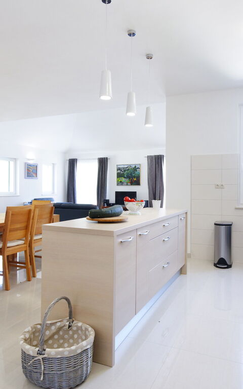 Villa Zupa: Cuisine, Salle à manger