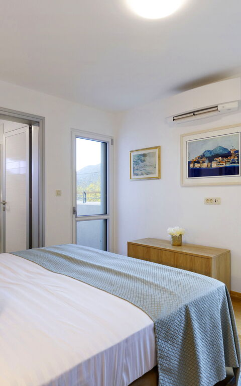 Villa Jure: chambre à coucher, Salle de bain