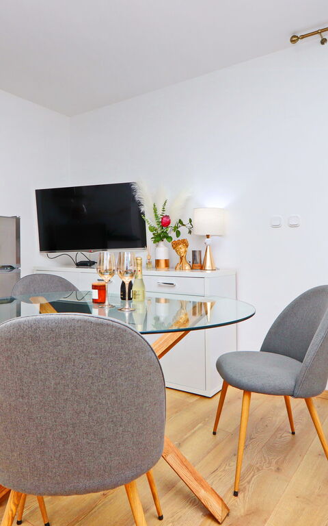 Villa Emerald: Balcon / Terrasse / Patio, Cuisine, Salle à manger