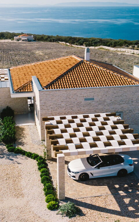 Villa Steropa: Extérieurs, Vues