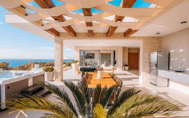 Villa Steropa: Balcon / Terrasse / Patio, bassin, Extérieur, Extérieurs, jacuzzi