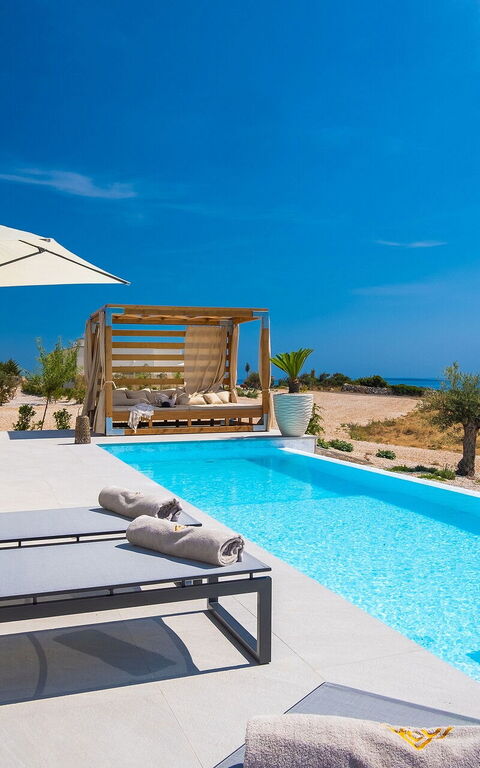 Villa Kelena: Balcon / Terrasse / Patio, bassin, Extérieur, Vues