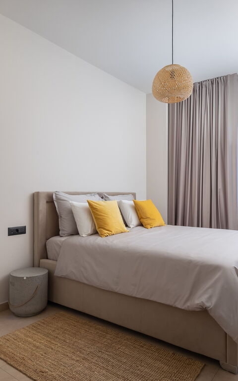 Villa Vivere: Balcon / Terrasse / Patio, chambre à coucher, Salle de bain, Vues