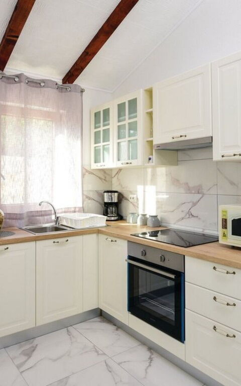 Villa Azurit: Cuisine