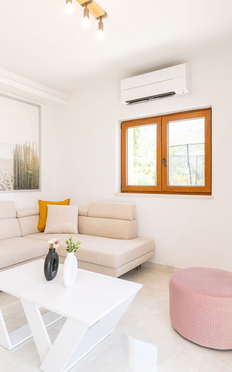 Villa Spectrum: Salon