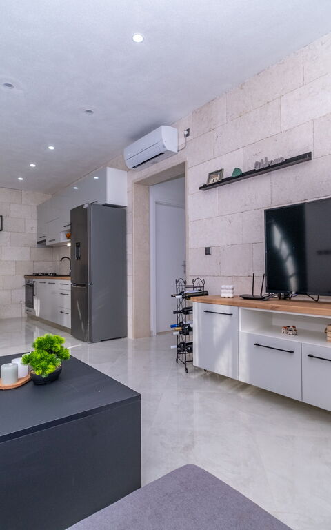 Villa Diana: Cuisine, Salon