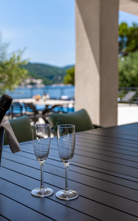 Villa Cosmic: Balcon / Terrasse / Patio, Extérieur