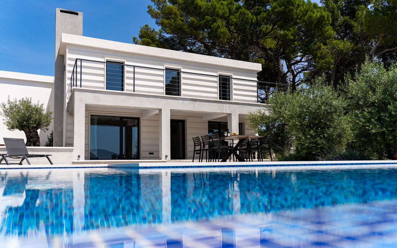 Villa Cosmic: Balcon / Terrasse / Patio, bassin, Extérieurs