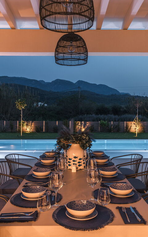 Villa Serenissima: bassin, Extérieur, Extérieurs