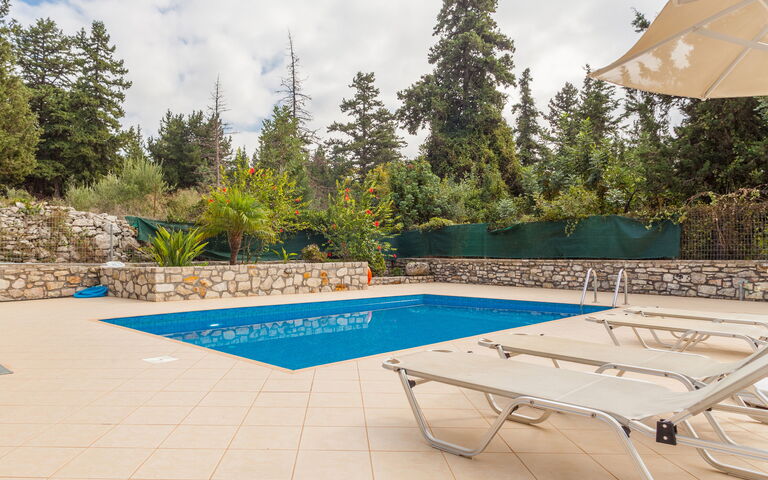 Villa Giorgos: bassin, Extérieur, Extérieurs