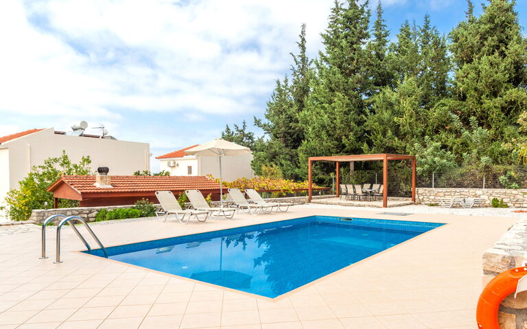 Villa Giorgos: bassin, Extérieur, Extérieurs