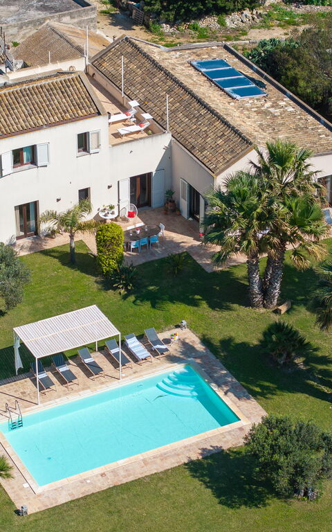 Villa Casale: bassin, Jardin