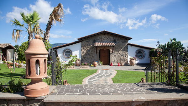 Villa Antici: Entrée principale, Extérieur, Extérieurs, Jardin