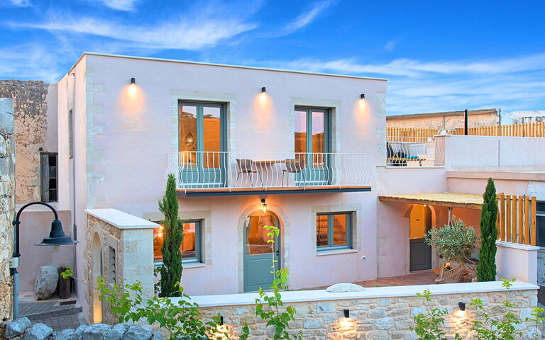 Villa Mirage: Entrée principale, Extérieur, Extérieurs