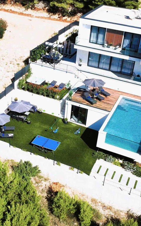 Villa Nikta: Extérieurs