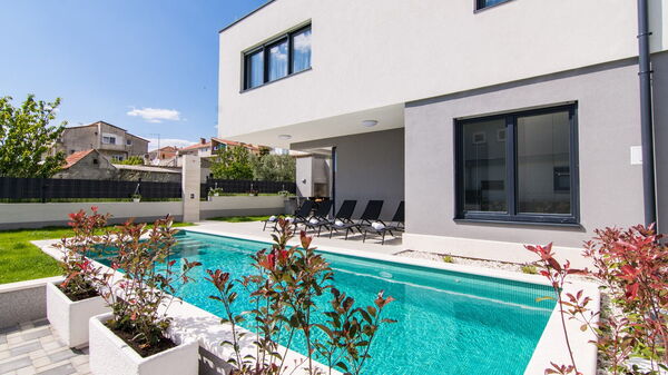 Villa Orvas 190: bassin, Extérieur, Extérieurs, Jardin