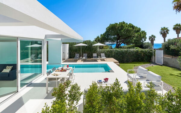 Villa Gadir: bassin, Extérieur, Extérieurs