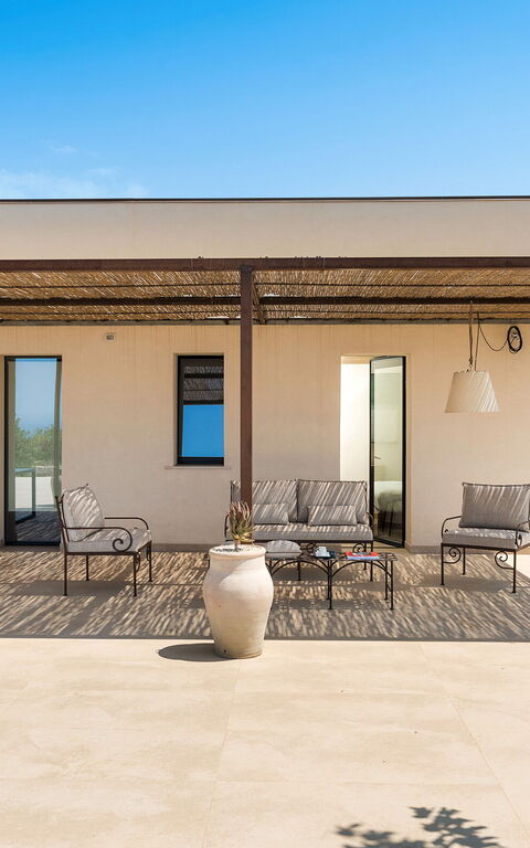 Gelso Bianco: Extérieur, Extérieurs