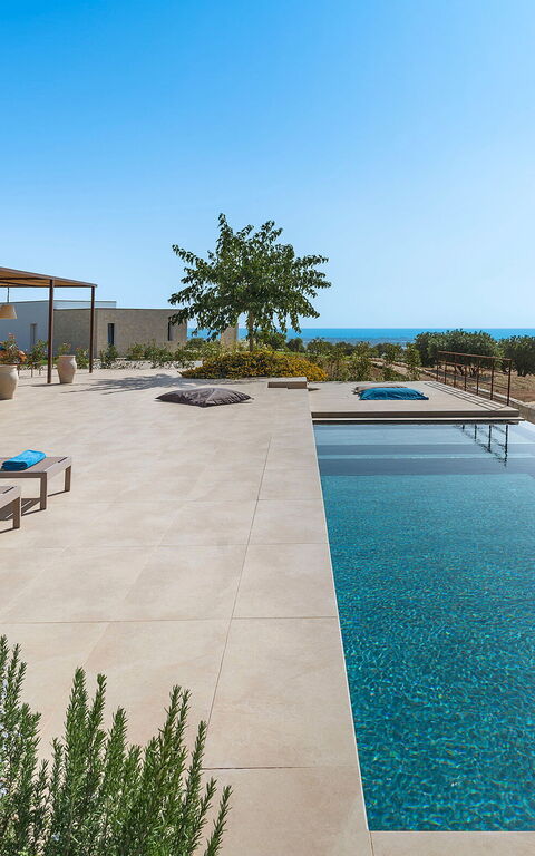 Gelso Bianco: bassin, Été, Extérieur, Jardin