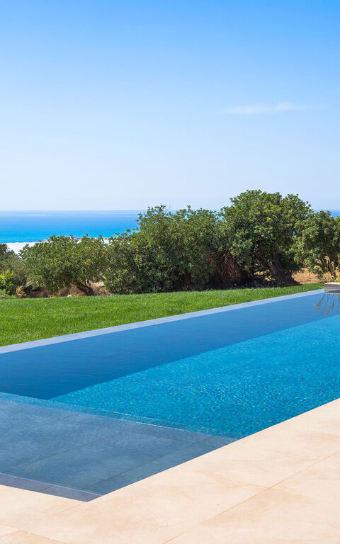 Villa Passo Salina: bassin, Jardin