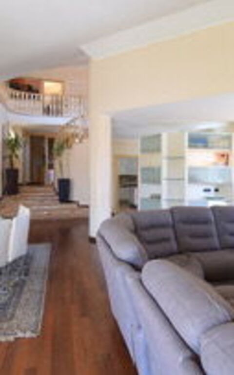 Villa Paradiso: Salle à manger, Salon