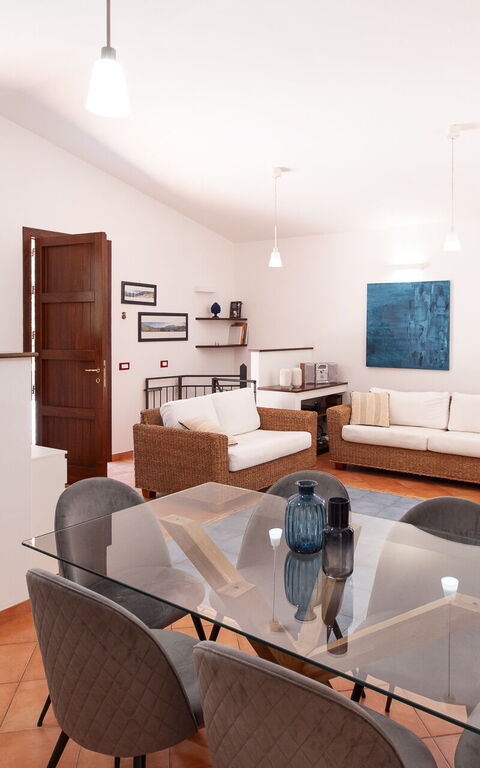 Villa Petra: Cuisine, Salle à manger, Salon