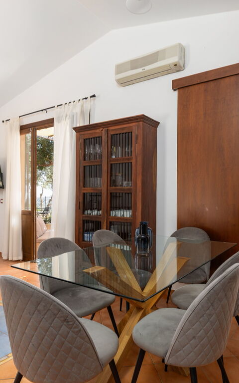 Villa Petra: Salle à manger, Salon