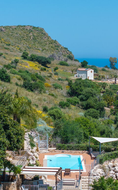 Villa Petra: bassin, Vues