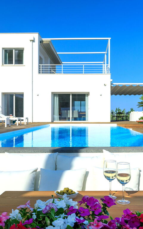 Villa Elysium: bassin, Extérieur, Extérieurs