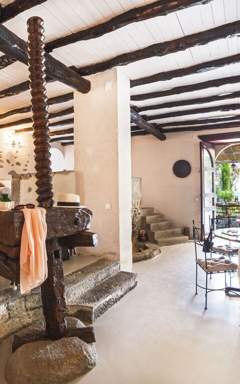 Villa Bellasia: Salon