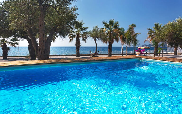 Villa Bellasia: bassin, Extérieur, Extérieurs, Vues