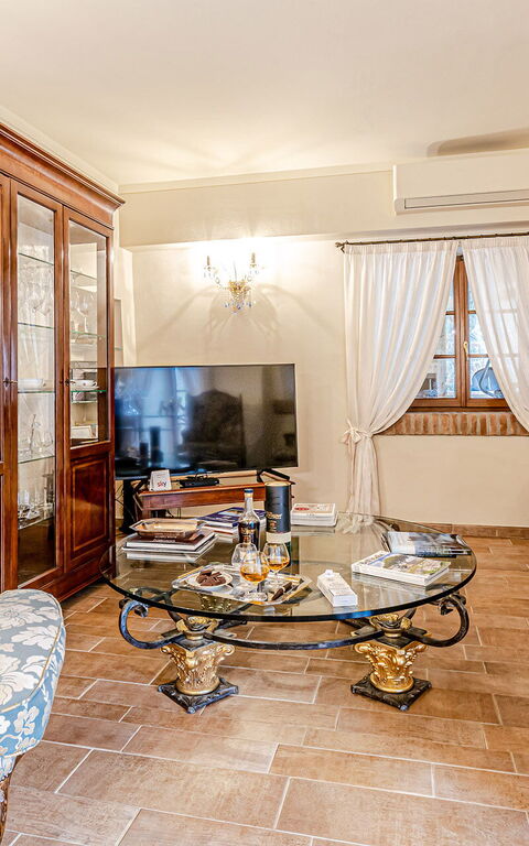 Chateau La Siroque: Salon