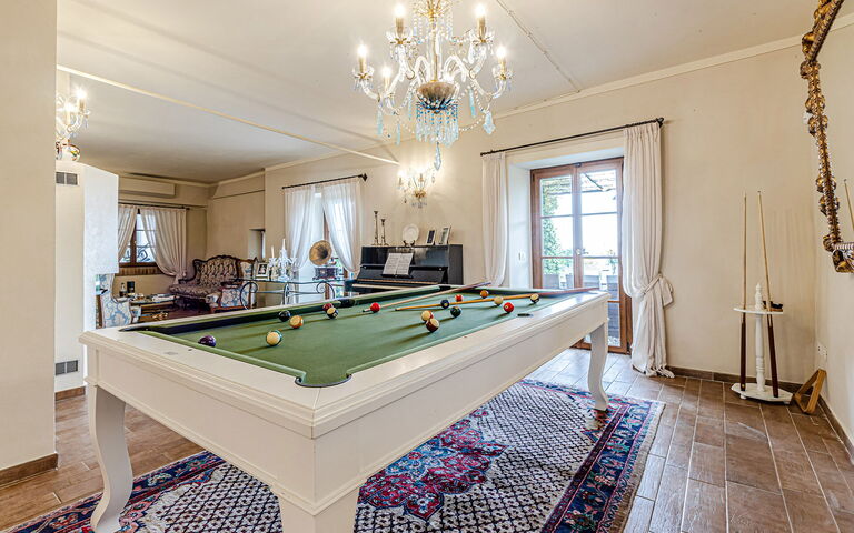 Chateau La Siroque: Salon
