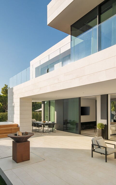 Orvas Villa 82: Balcon / Terrasse / Patio, Extérieur, Extérieurs, jacuzzi