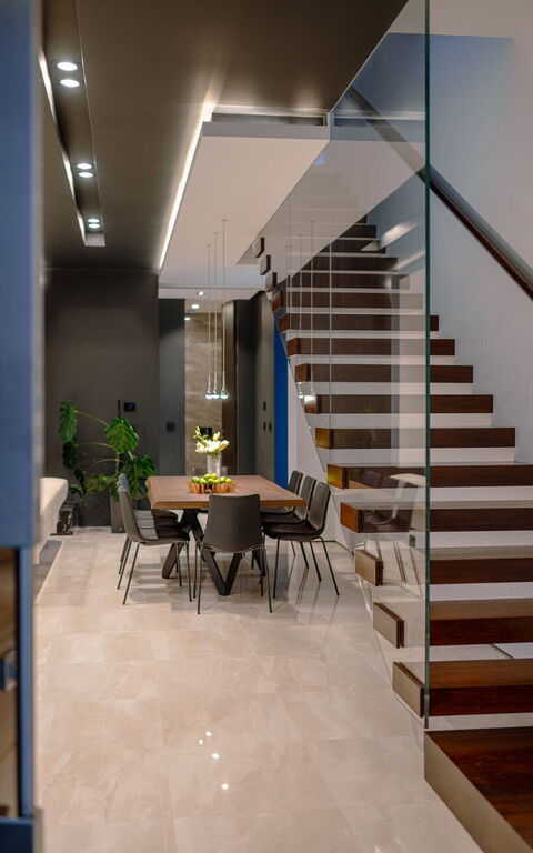 Orvas Villa 82: Salle à manger