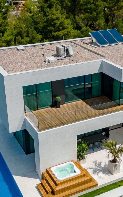 Orvas Villa 82: bassin, Extérieurs, jacuzzi, Jardin, Vues