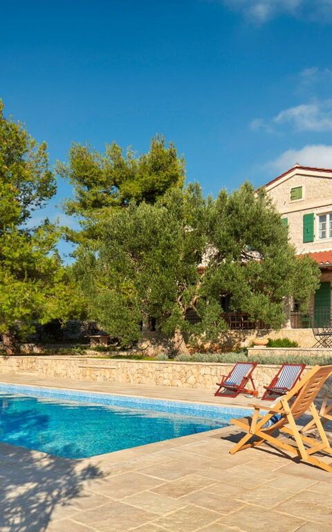 Orvas Villa 189: Balcon / Terrasse / Patio, bassin, Extérieurs