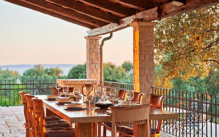 Orvas Villa 189: Balcon / Terrasse / Patio, Extérieur