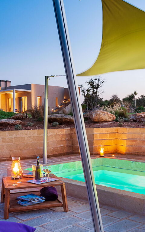 Villa Partenope: bassin, Extérieur, Extérieurs