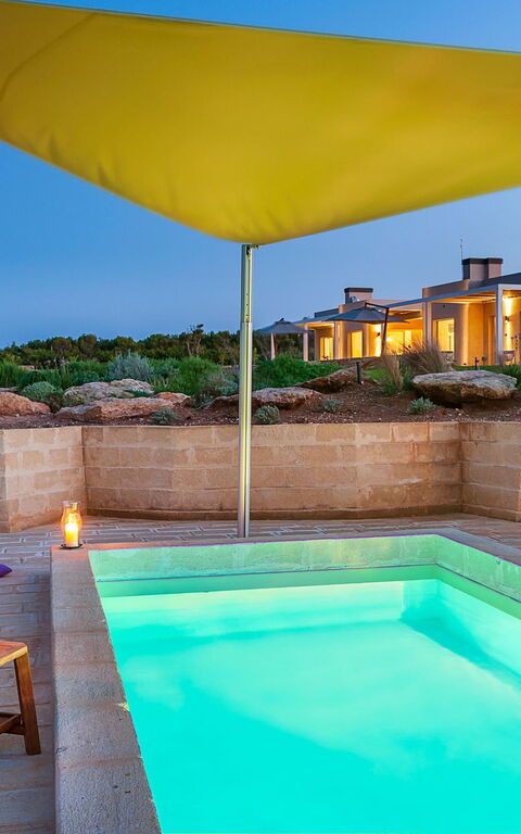 Villa Partenope: bassin, Extérieur, Extérieurs