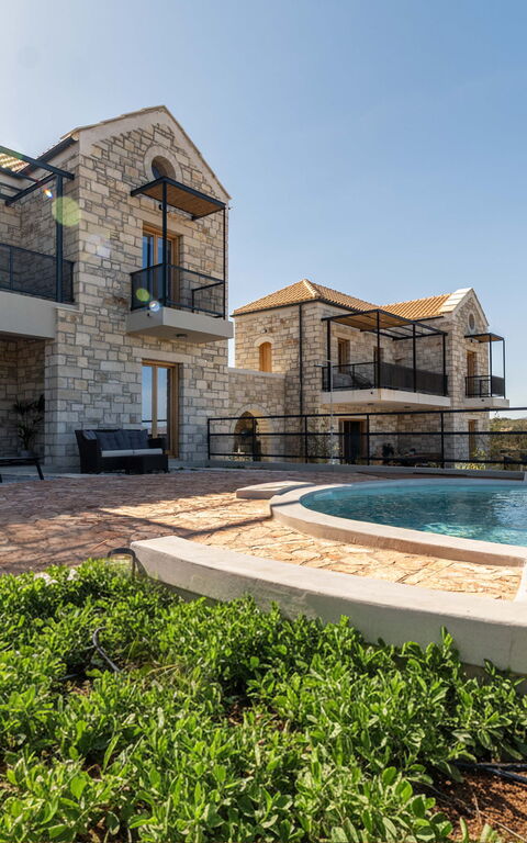 Villa Seiri: bassin, Extérieur, Extérieurs