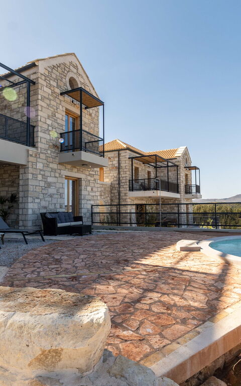 Villa Seiri: bassin, Extérieur, Extérieurs