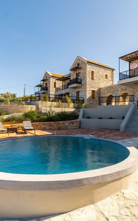Villa Falcos: bassin, Extérieur, Extérieurs