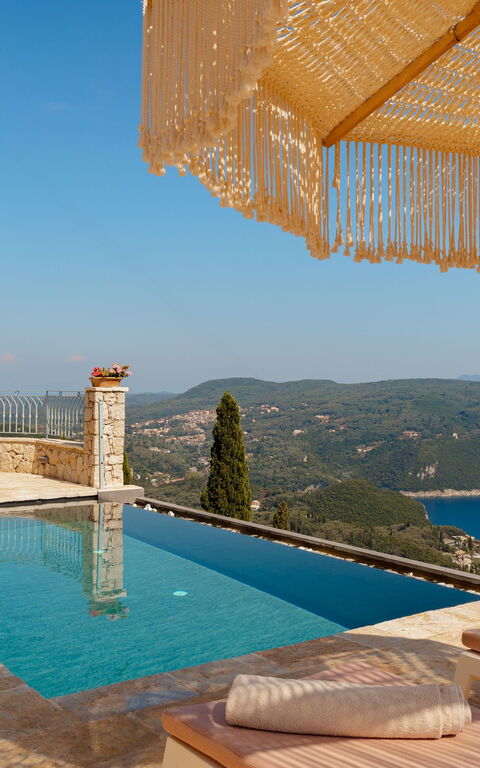 Villa Thea Mare Levantes