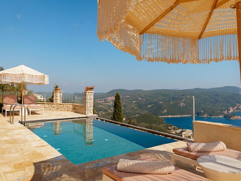 Villa Thea Mare Levantes