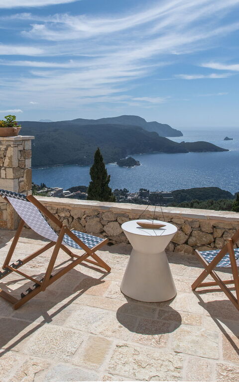 Villa Thea Mare Maistro: Balcon / Terrasse / Patio, chambre à coucher