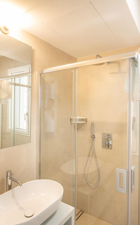 Marinaia Archi: Salle de bain